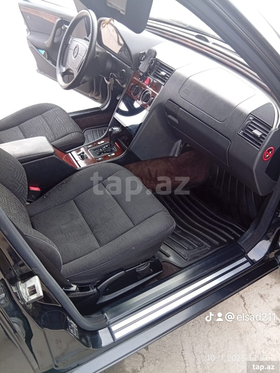 Mercedes C 220, 1997 il (10)