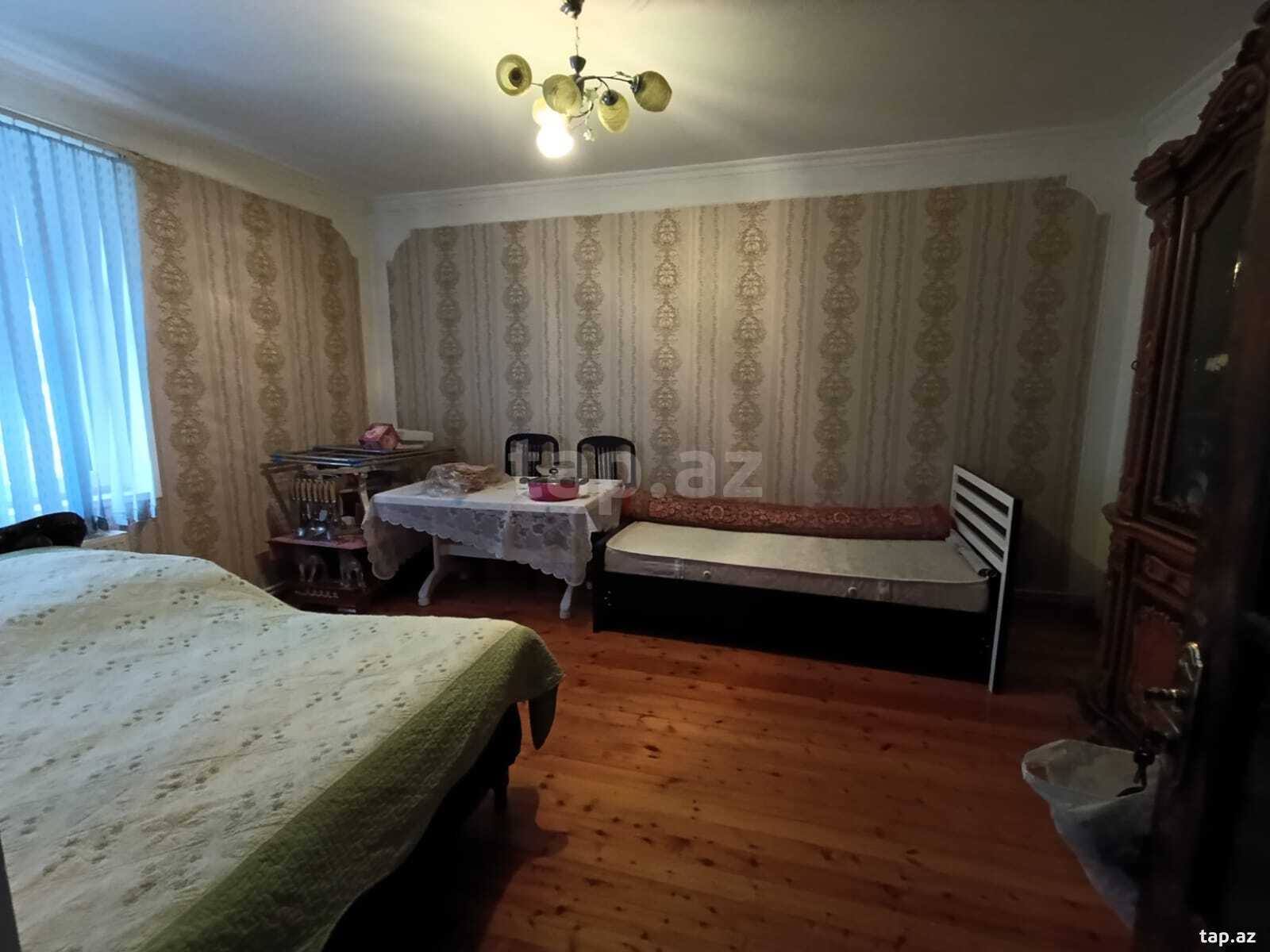 Həyət evi, Ceyranbatan qəs. (12)