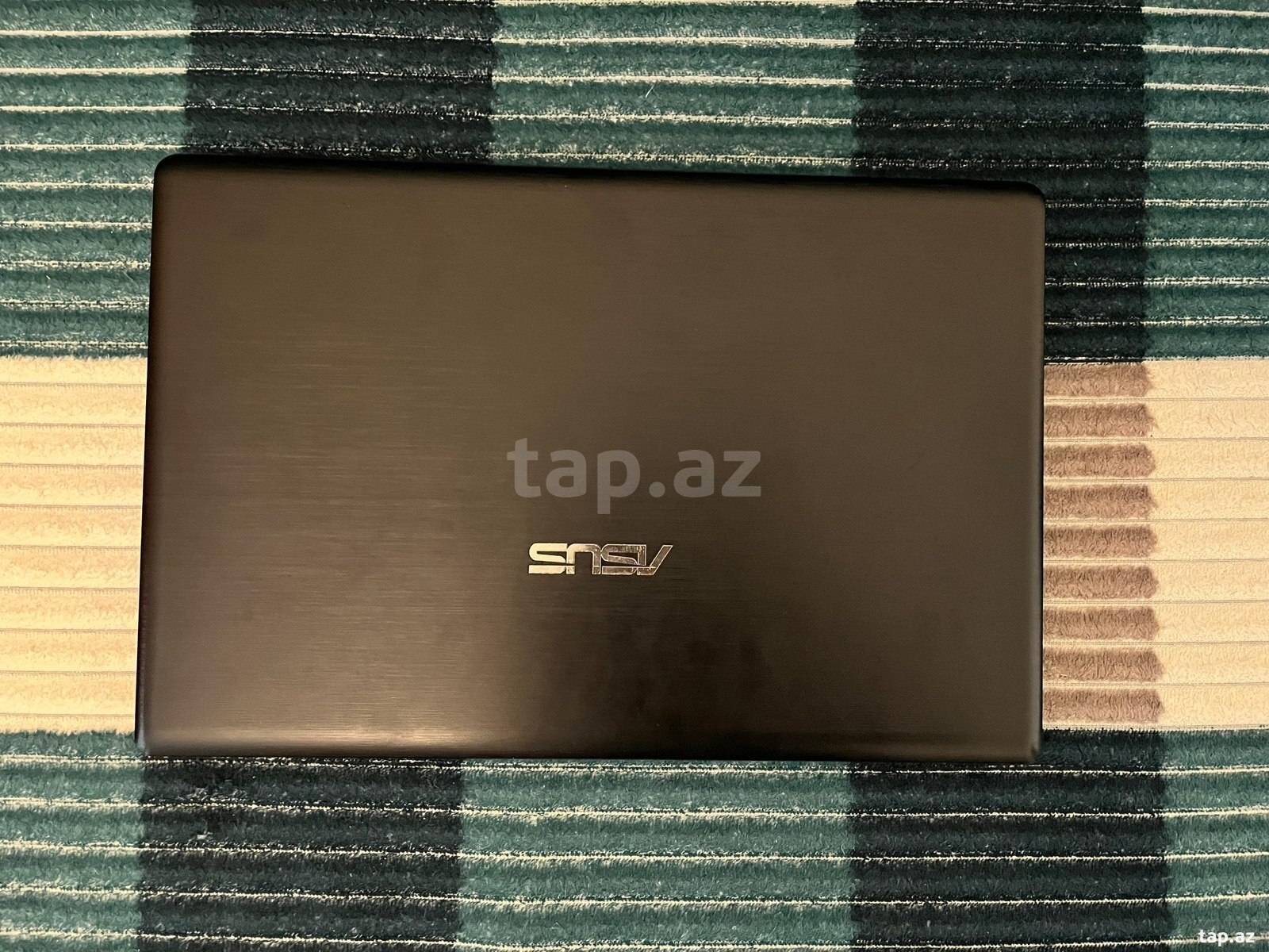 Noutbuk Asus (2)