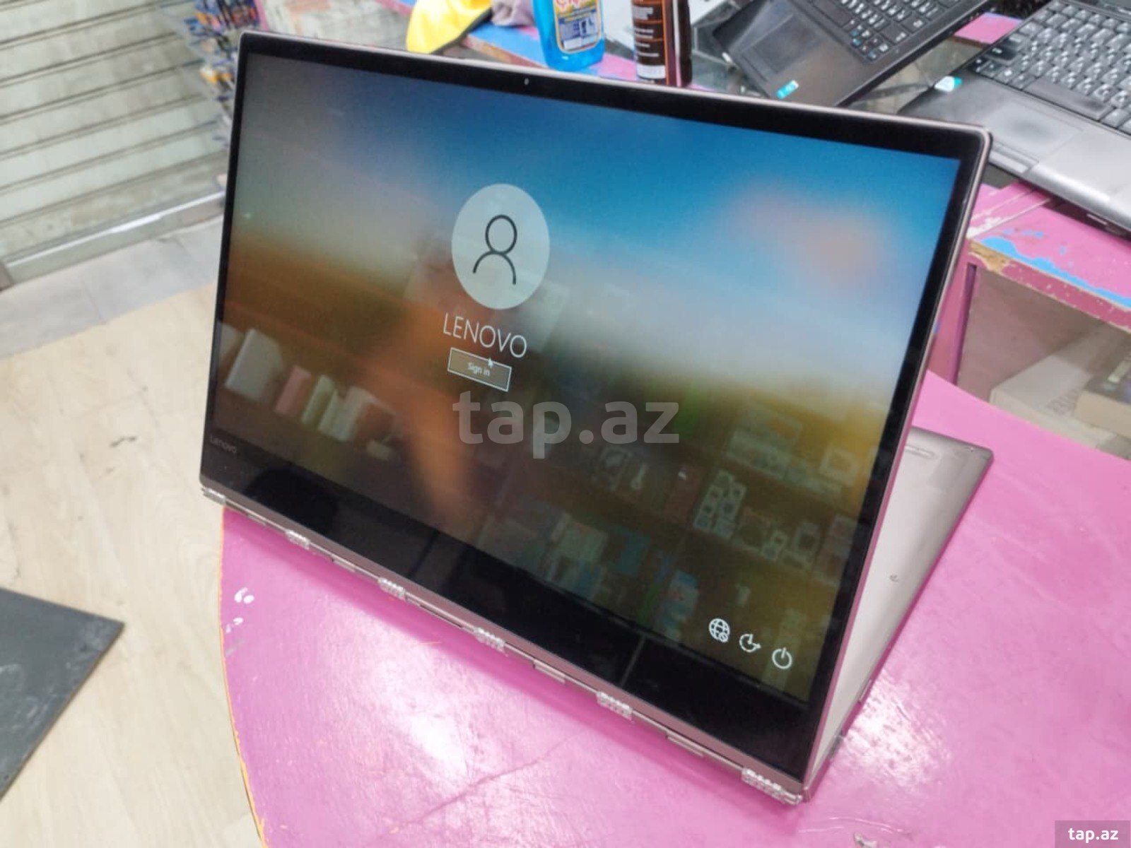 Noutbuk Lenovo Yoga 920-13IKB (5)