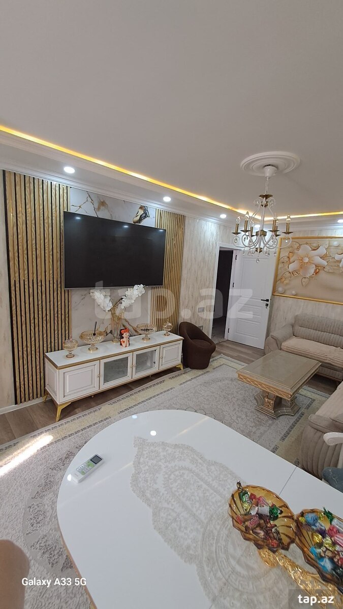 4-otaqlı mənzil, Gəncə ş., 100 m²