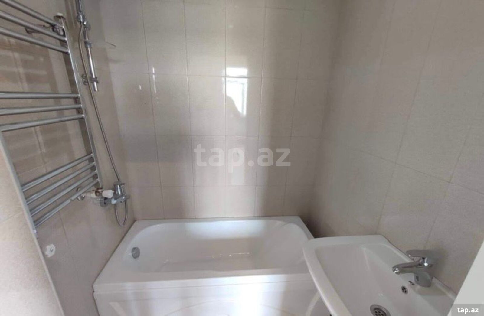 4-otaqlı yeni tikili, Müstəqillik küç., 110 m² (14)