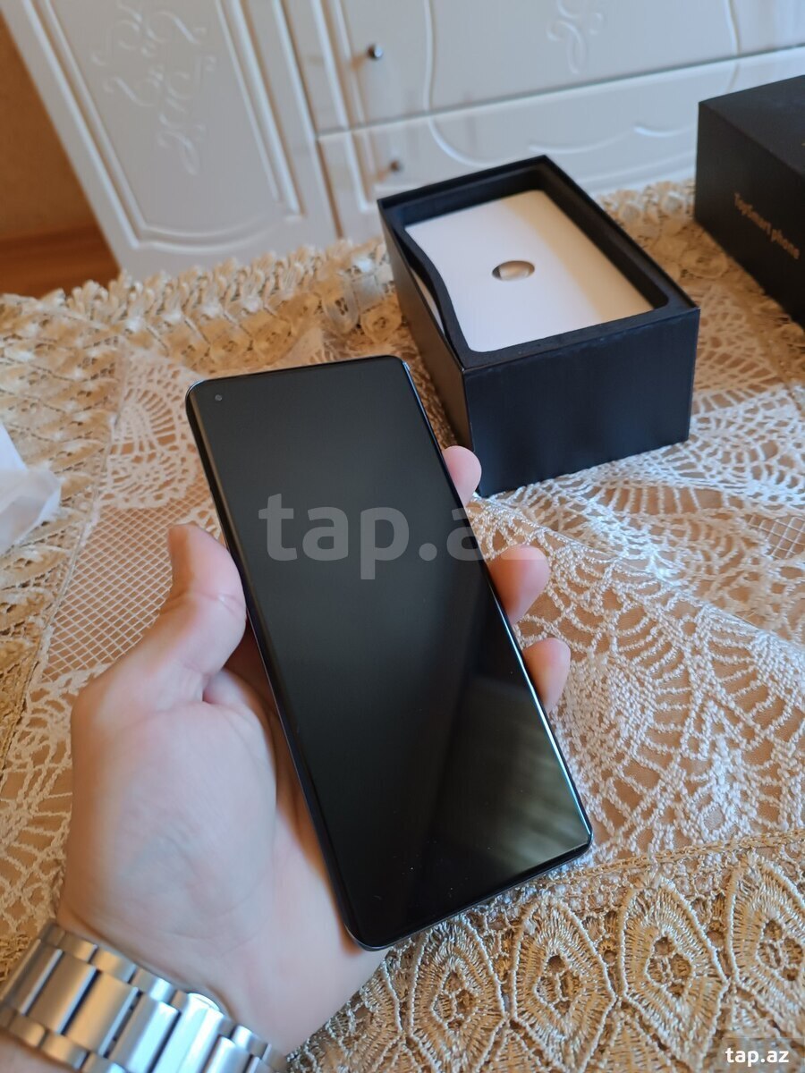 Xiaomi Mi 11 Black 256GB/8GB (2)