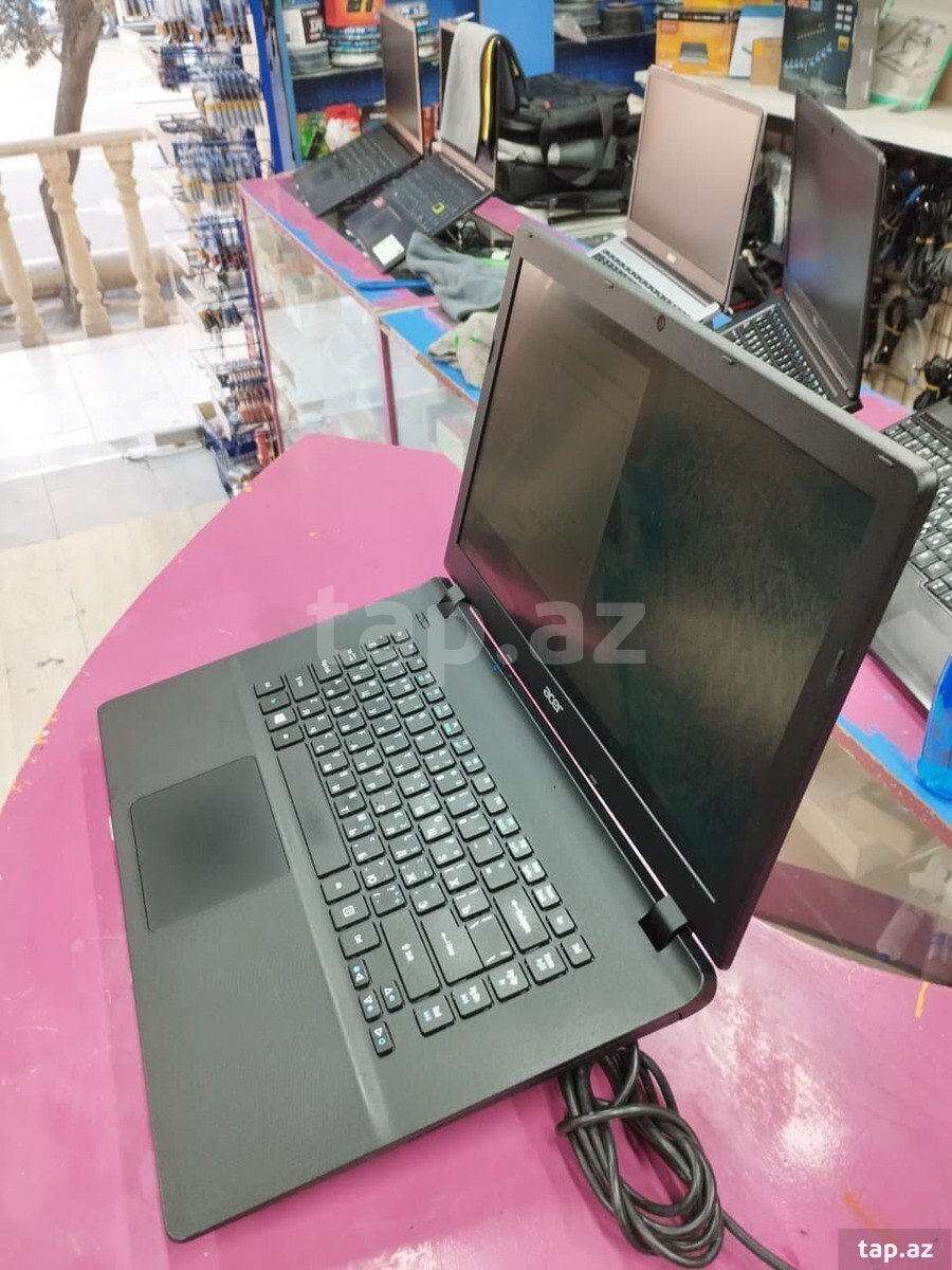 Acer ES1-520 Noutbuk (2)