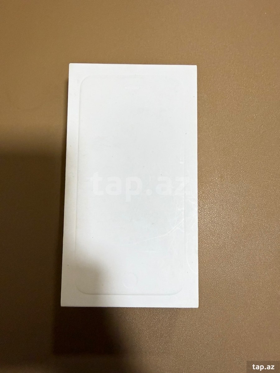 Apple iPhone 6 Plus Silver 16GB (8)