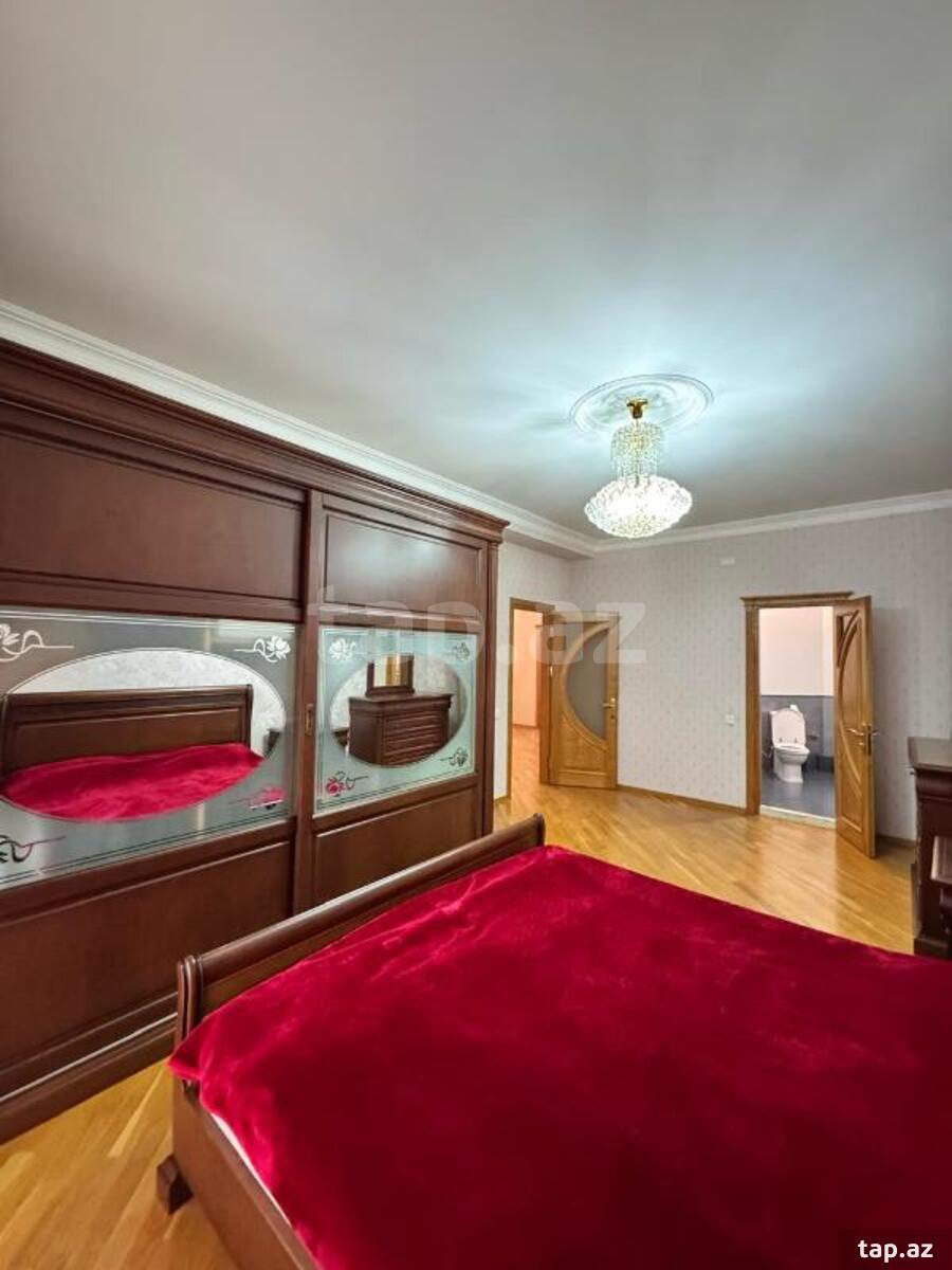 3-otaqlı yeni tikili, İnşaatçılar pr., 175 m²