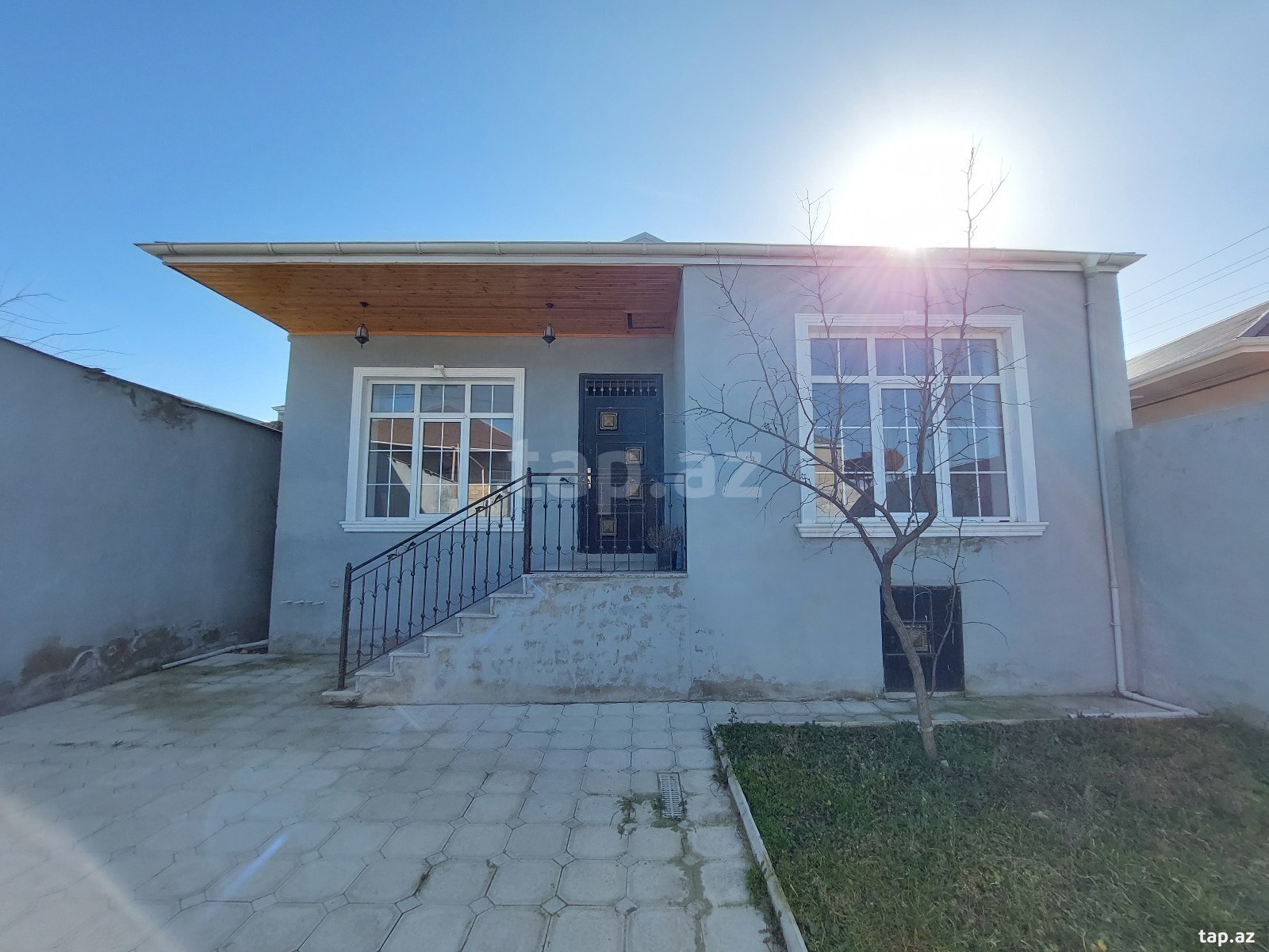 Həyət evi, Binə qəs.