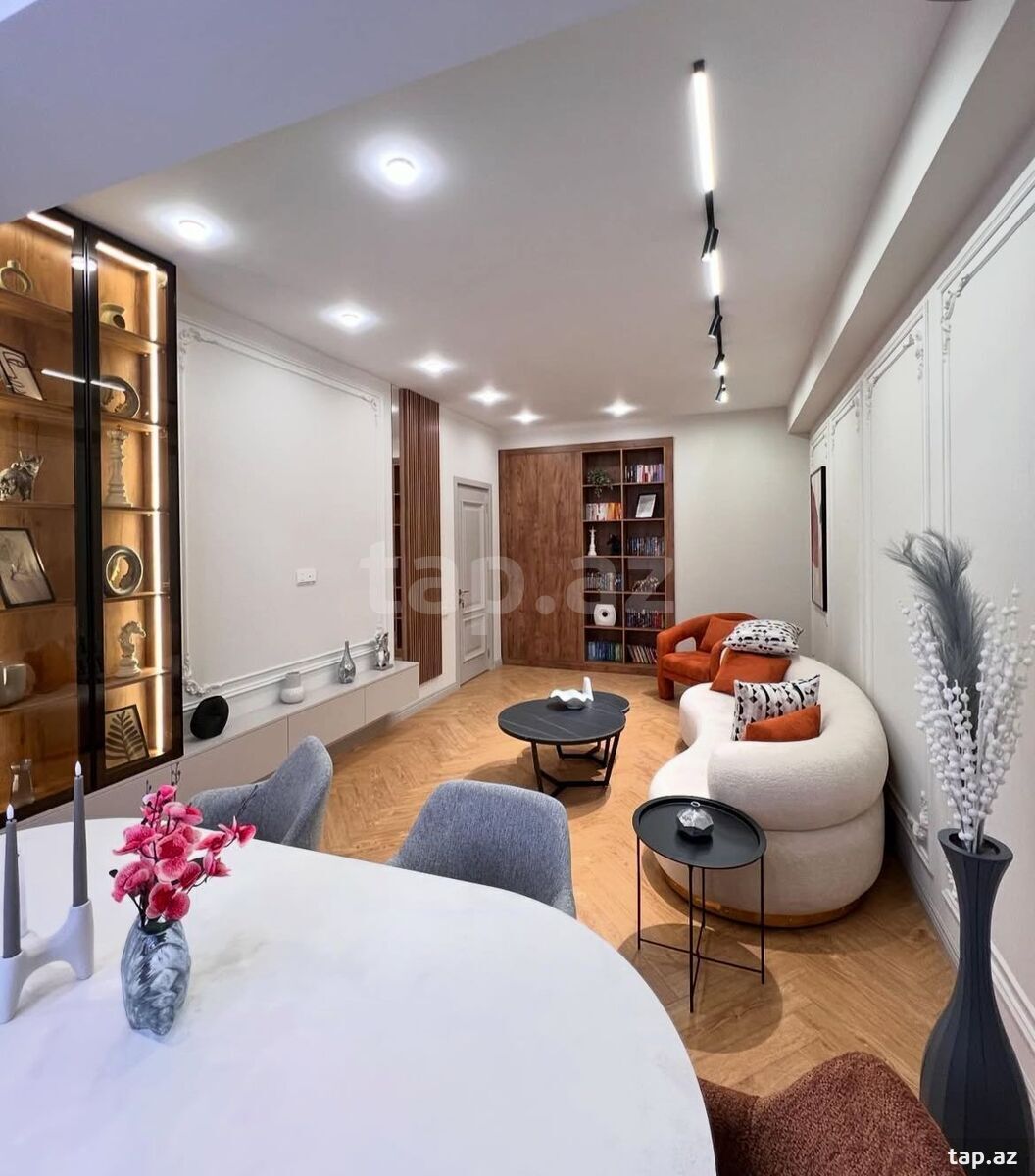 2-otaqlı mənzil, Hüseynbala Əliyev küç., 55 m²