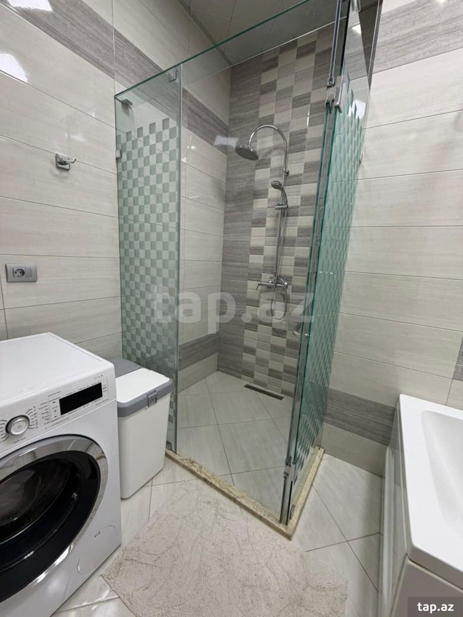 7-otaqlı mənzil, Səməd Vurğun küç., 450 m² (26)