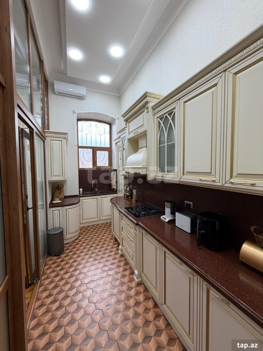 7-otaqlı mənzil, Səməd Vurğun küç., 450 m² (20)