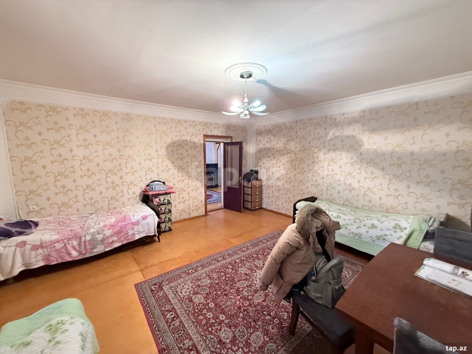 Bağ evi, Saray qəs.