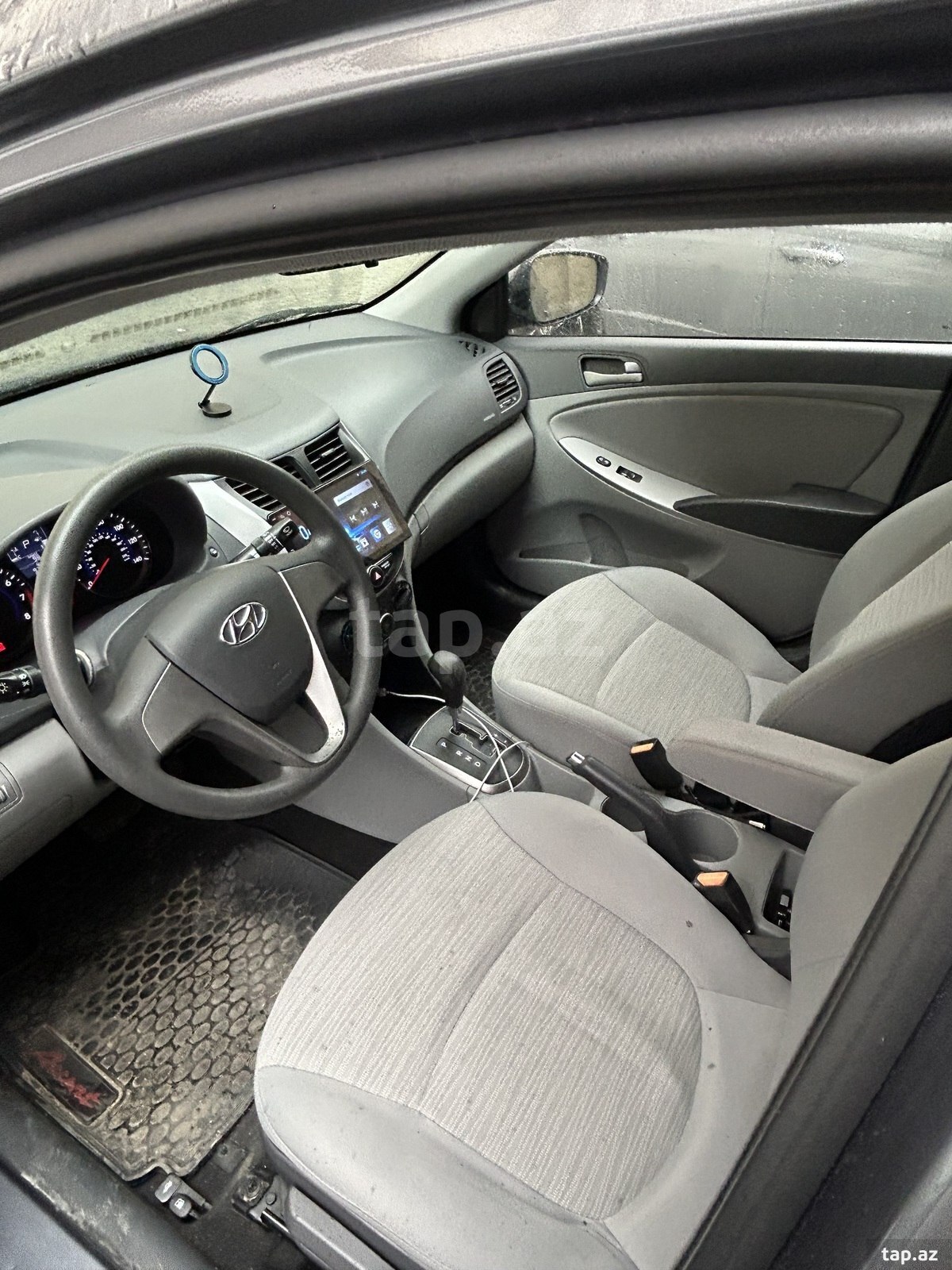 Hyundai Accent, 2016 il (6)