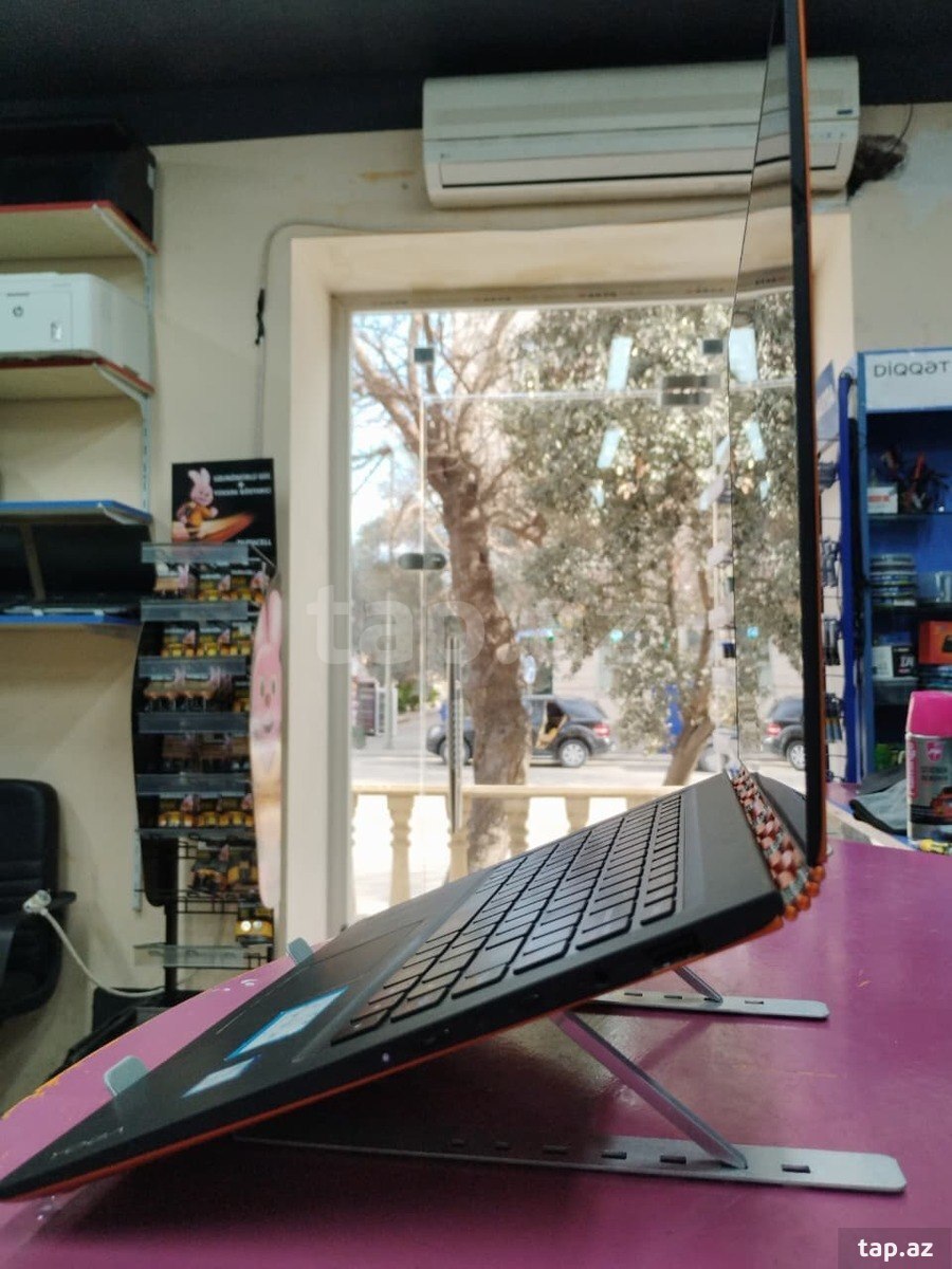 Lenovo Yoga 900-13ISK2 Ultrabook (8)