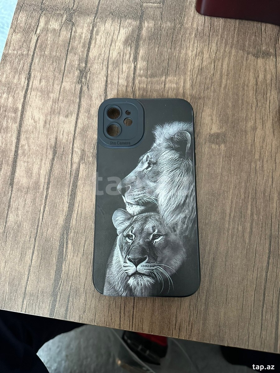 Apple iPhone 11 arxalığı