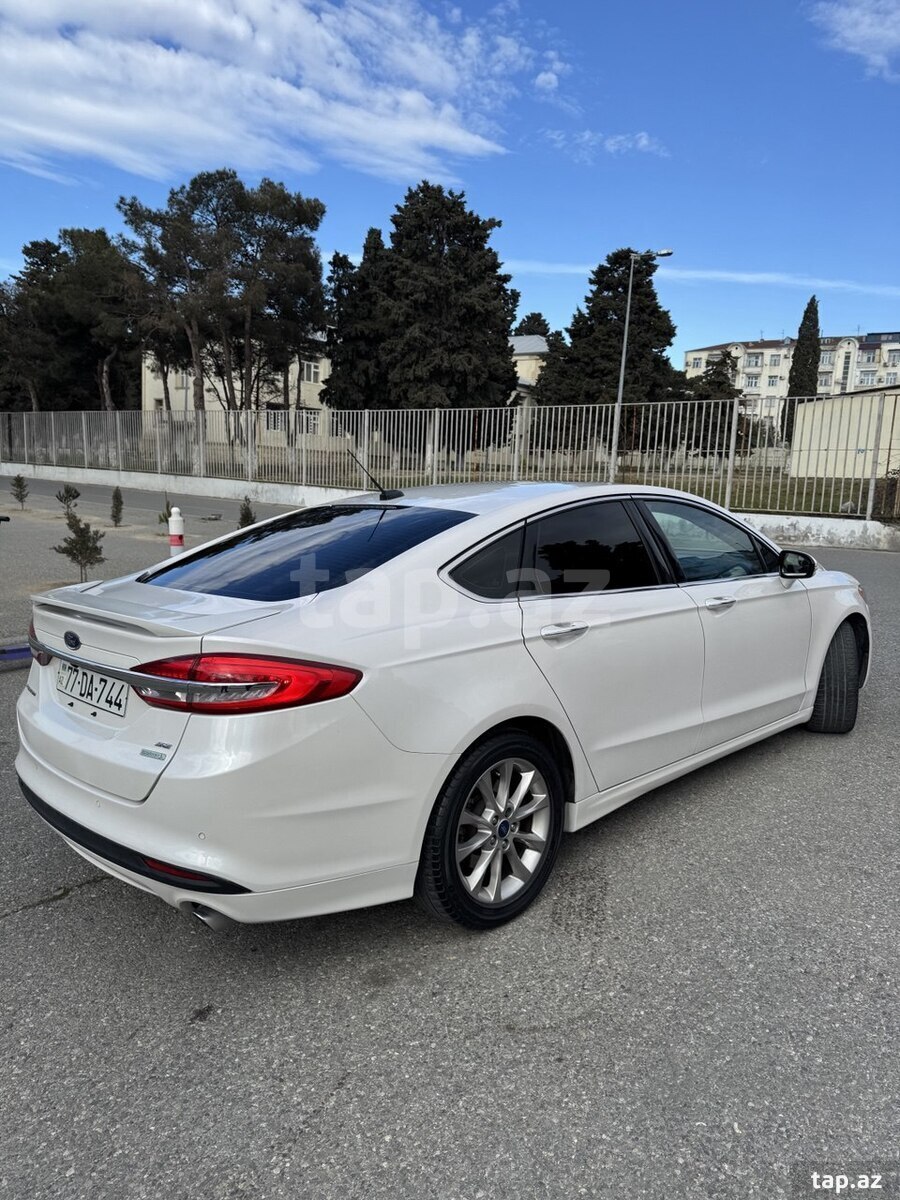 Ford Fusion, 2017 il (4)