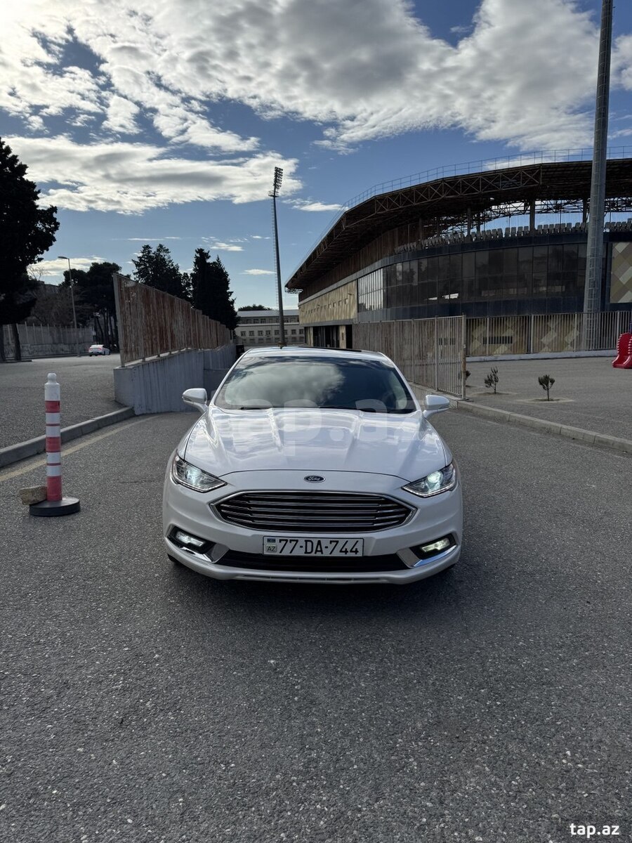 Ford Fusion, 2017 il