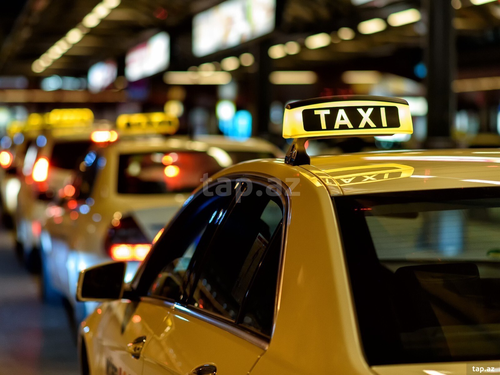 Taksi sürücüsü işi axtarıram