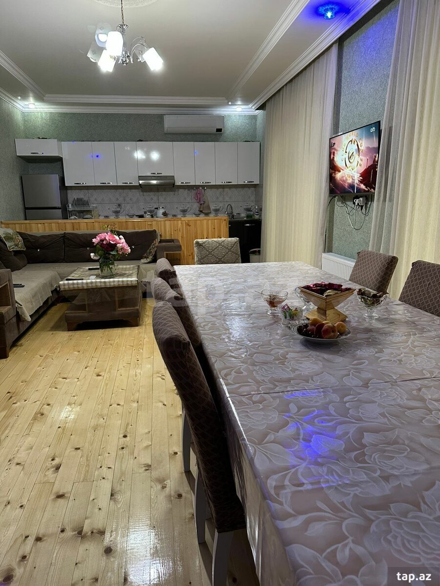 Villa, Qəbələ r.  (8)