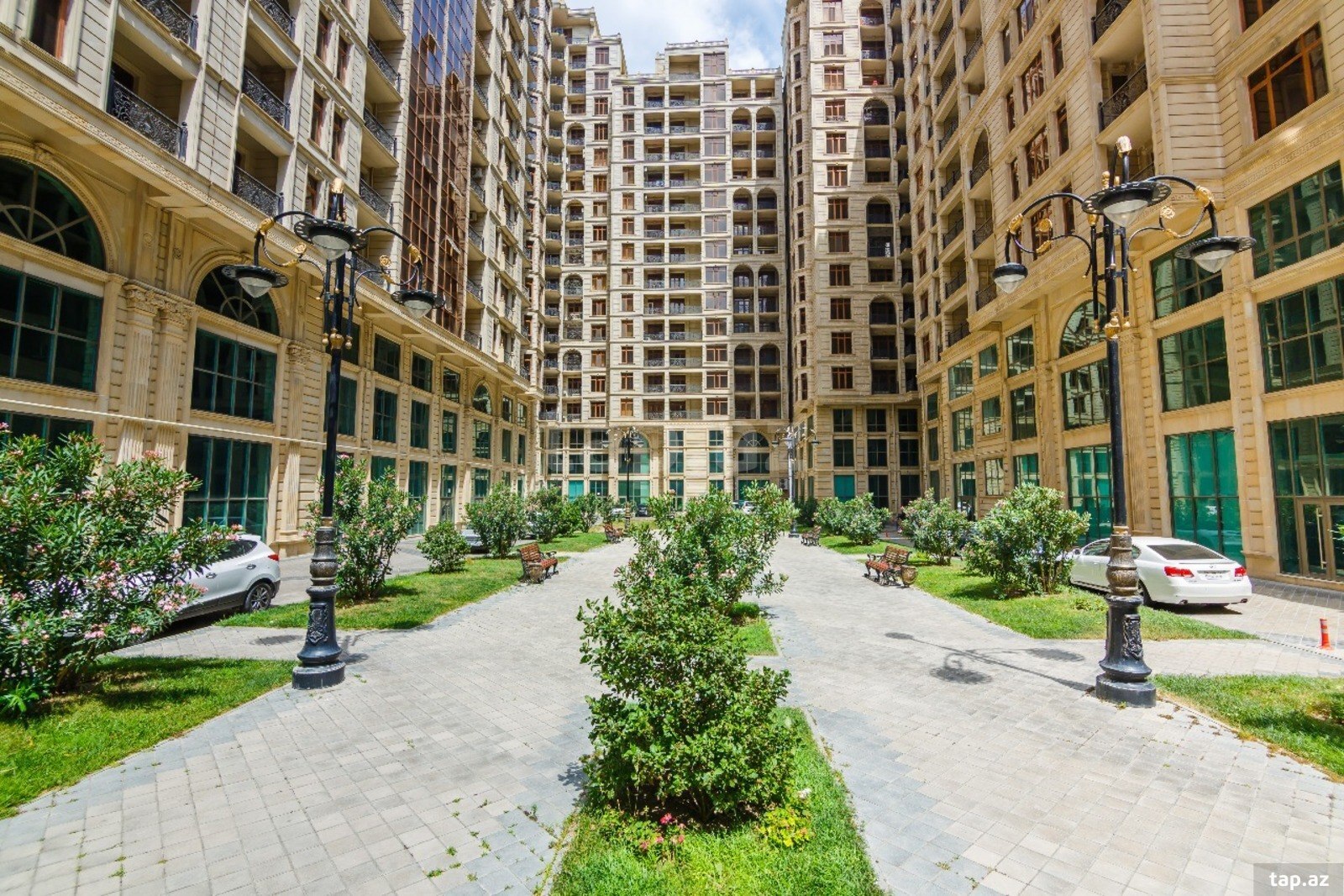 4-otaqlı yeni tikili kirayə verilir, Ü.Hacıbəyov küç., 230 m² (2)