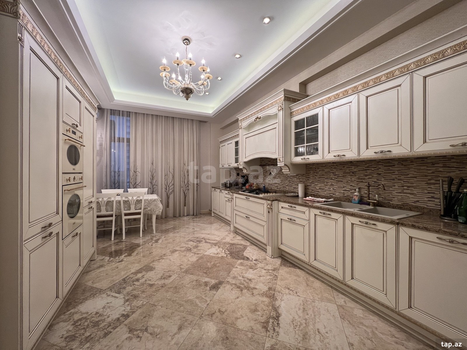 4-otaqlı yeni tikili kirayə verilir, Ü.Hacıbəyov küç., 230 m² (15)