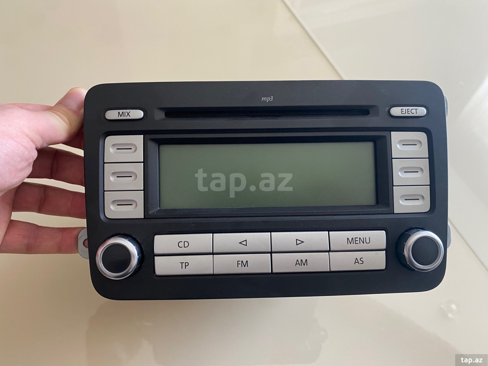Volkswagen Passat B6 monitoru 