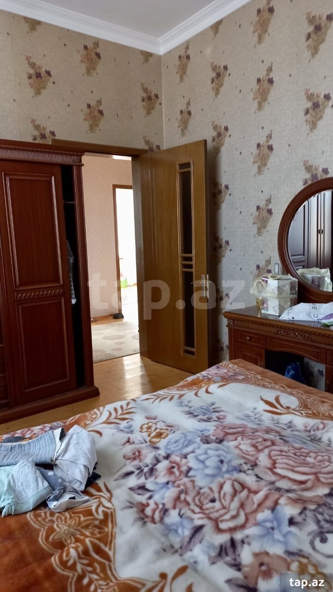 Həyət evi, Novxanı qəs. (10)