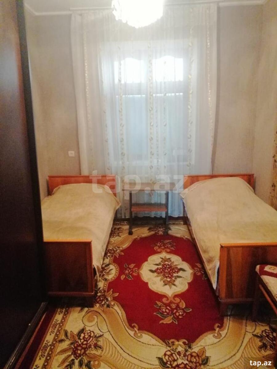 Həyət evi, Binəqədi qəs. (4)