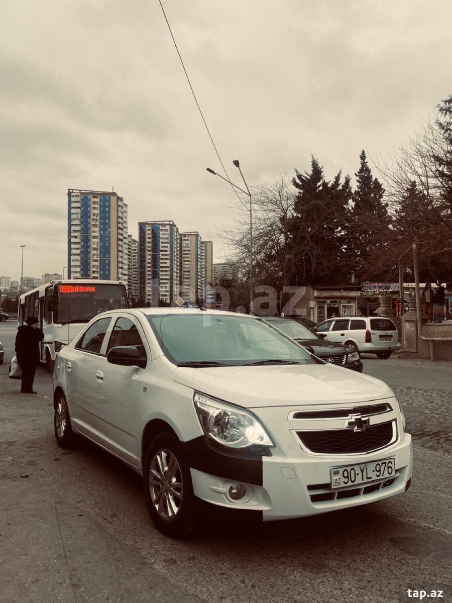 Chevrolet Cobalt, 2024 il (2)