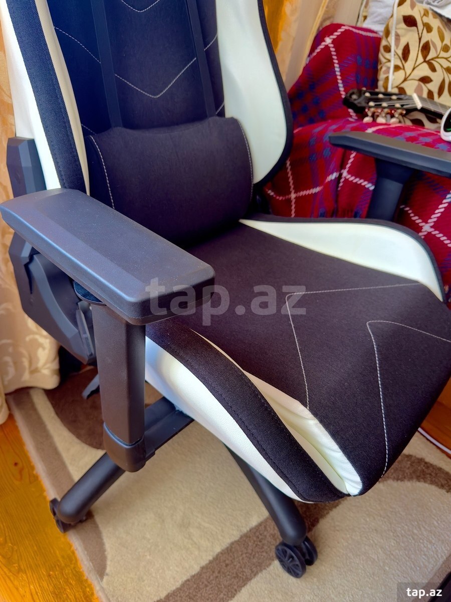 Masaüstü kompüter (8)