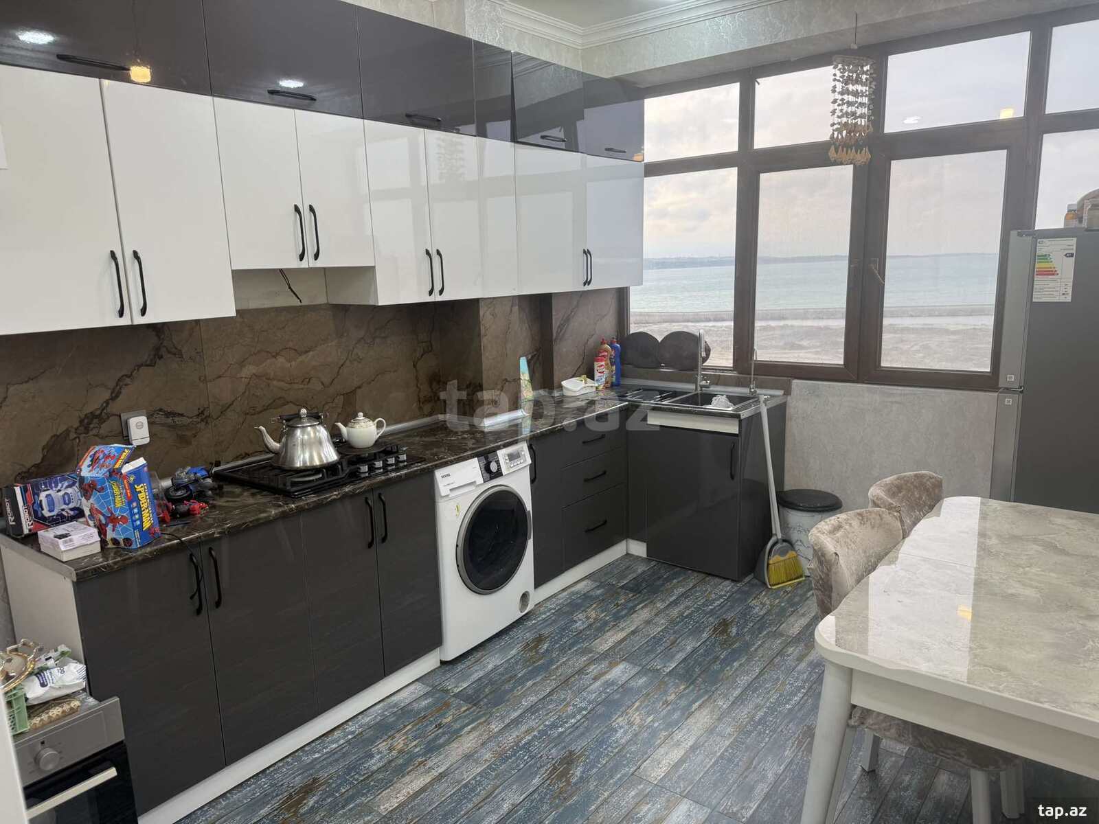 3-otaqlı yeni tikili kirayə verilir, Xırdalan ş., 93 m²