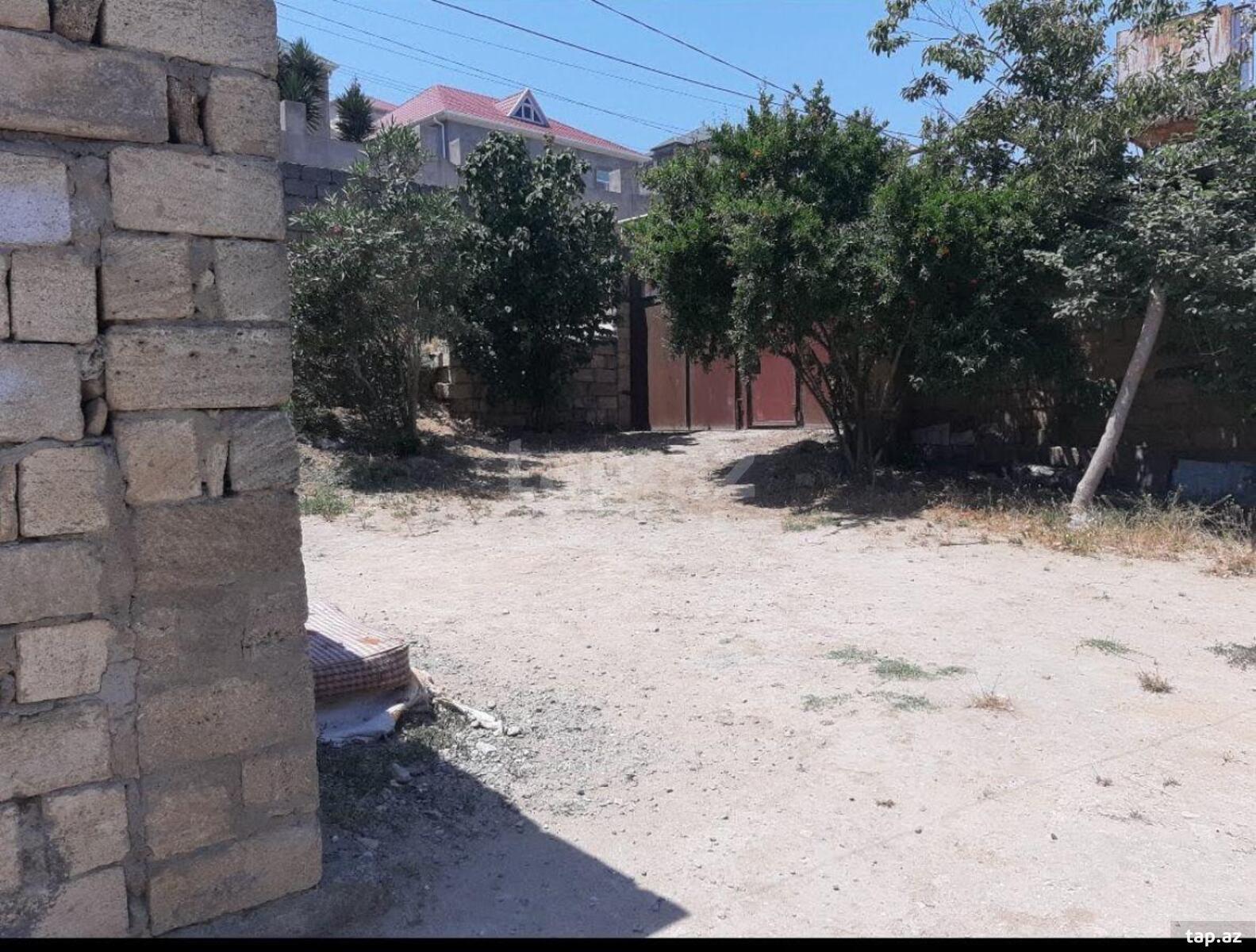 9 sot torpaq sahəsi, Bakıxanov qəs. (4)