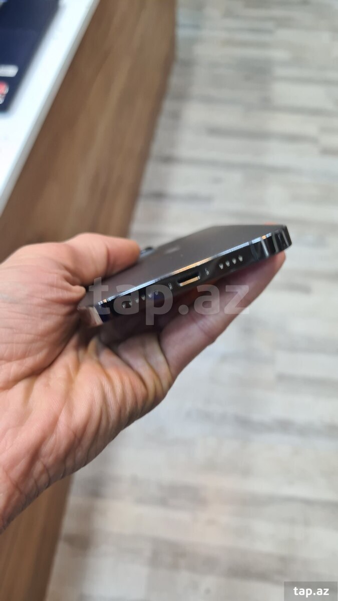 Apple iPhone 12 Pro Max Graphite 128GB/6GB (3)