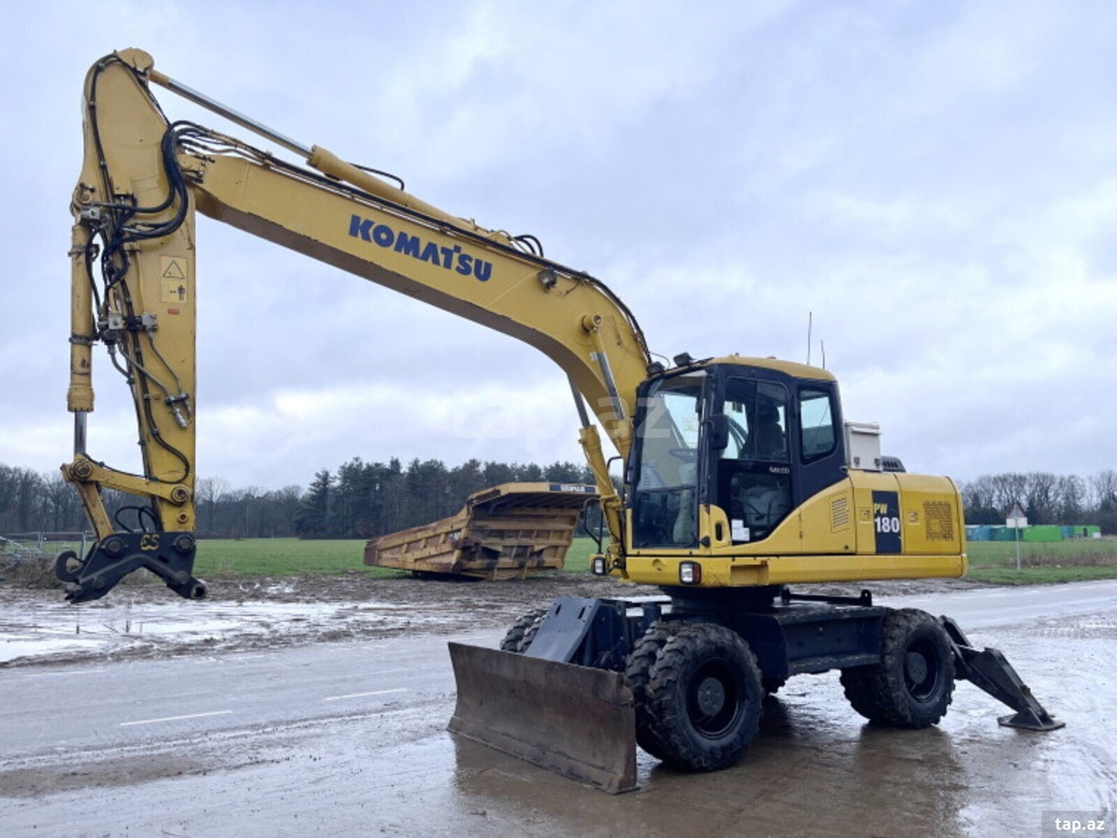 Təkərli ekskavator KOMATSU PW180-7, 2008 il