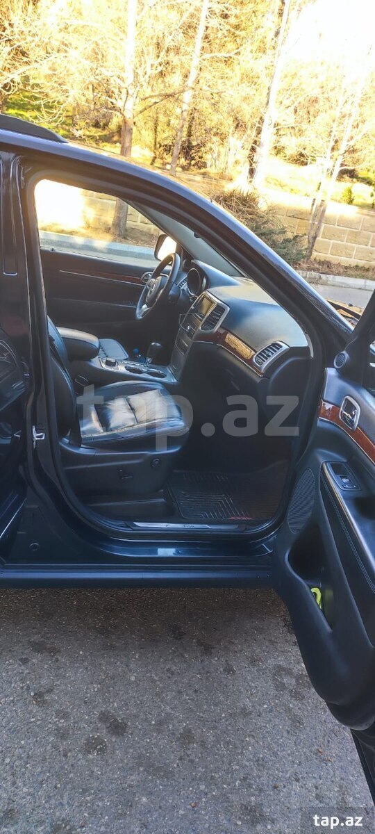 Jeep Cherokee, 2011 il (6)