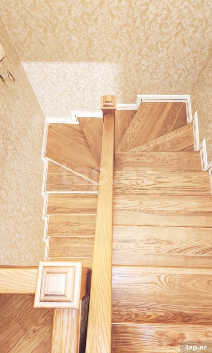 6-otaqlı yeni tikili, Xırdalan ş., 222 m²