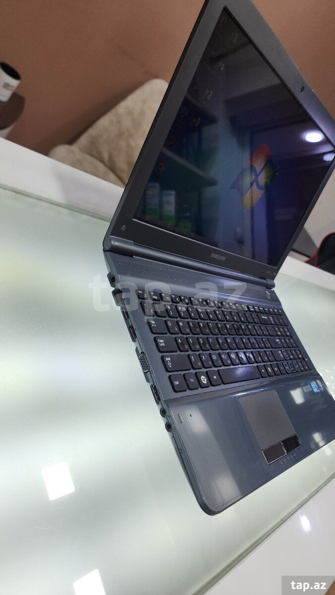 Noutbuk Samsung i5 (3)