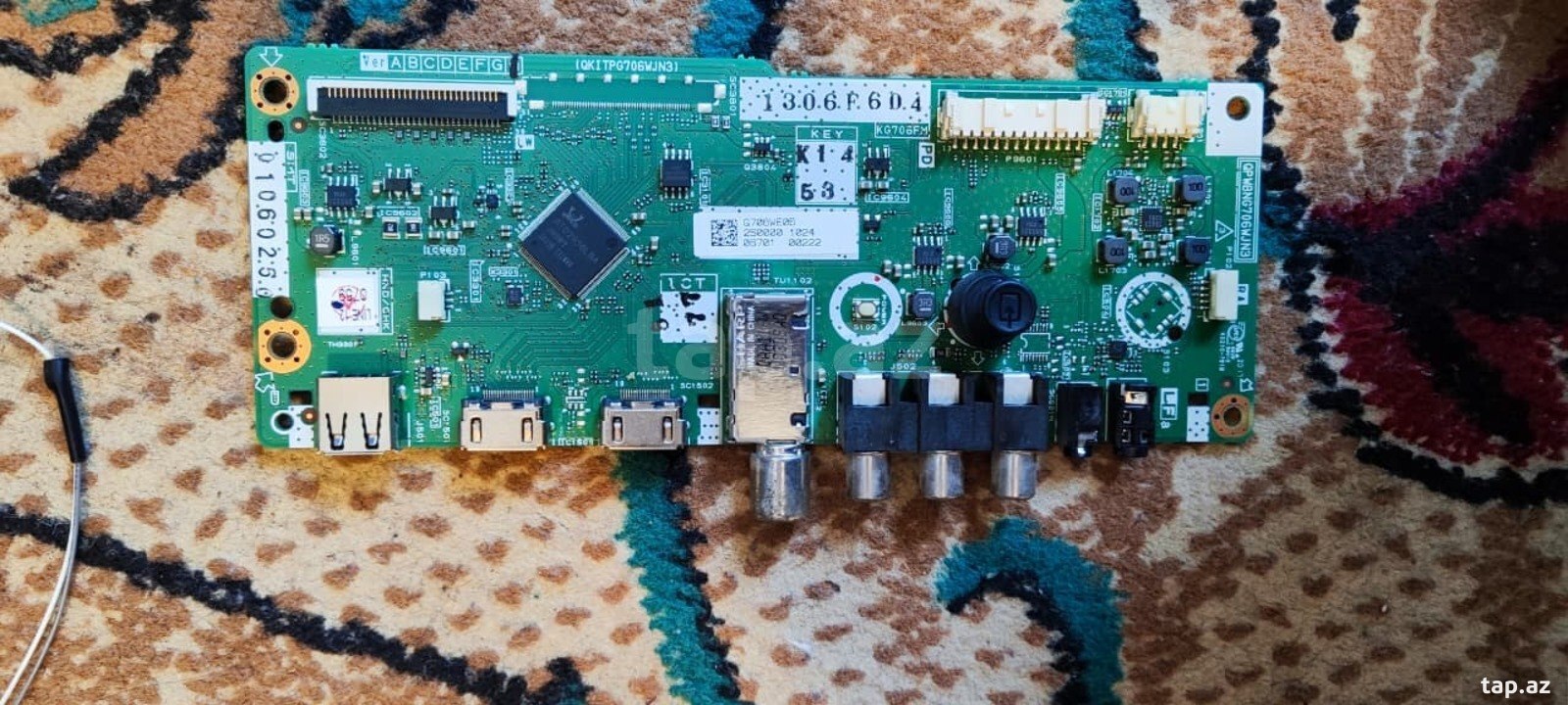 Televizor Sharp idarə etmə platası