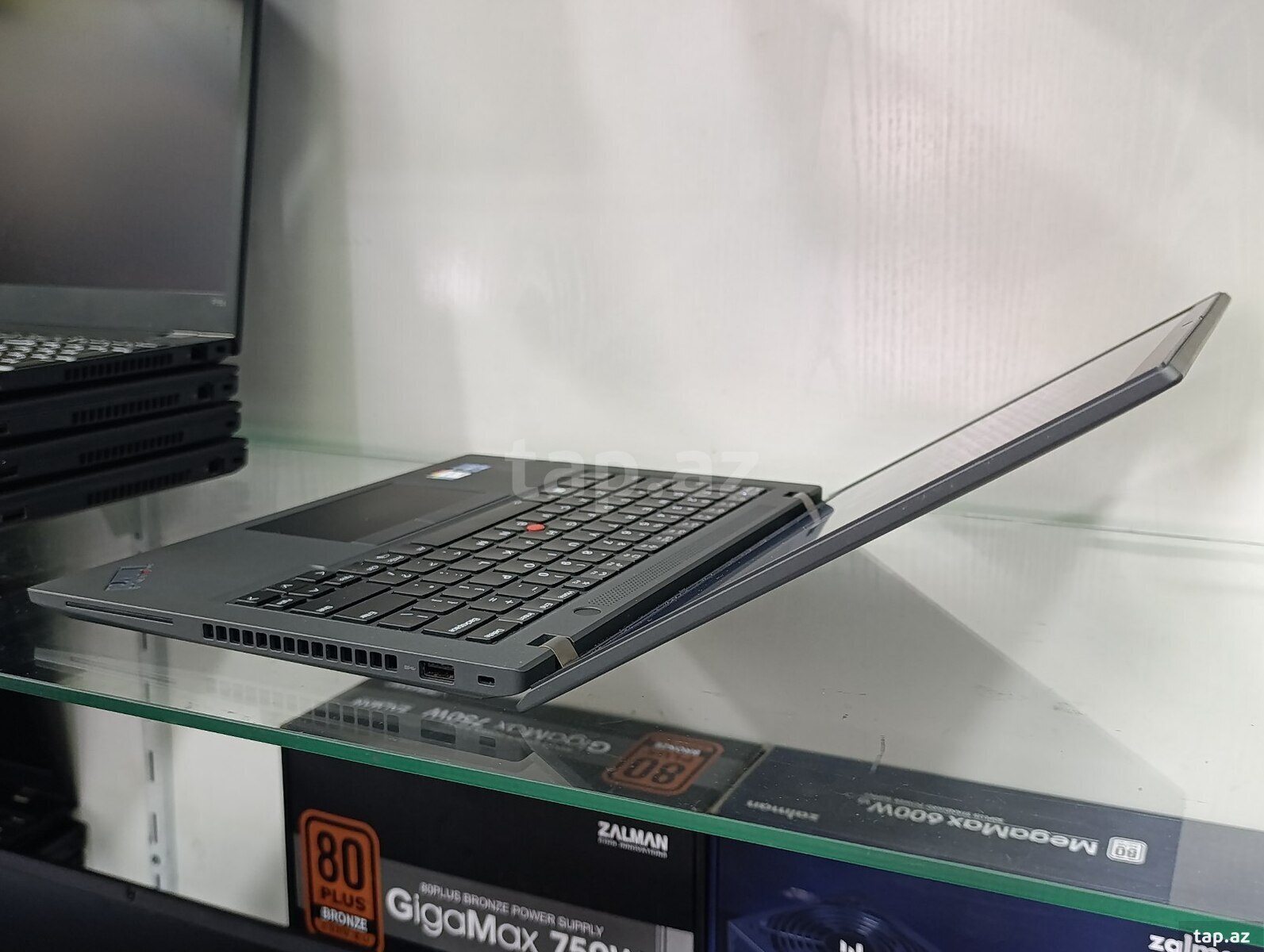 Noutbuk LENOVO ThinkPad T14 Gen 3 (3)