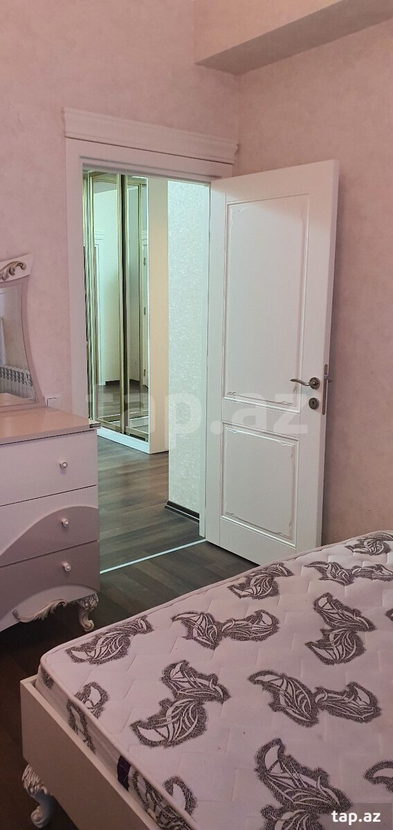 Сдается 3-комн. новостройка, м.20 Января, 70 м² (5)