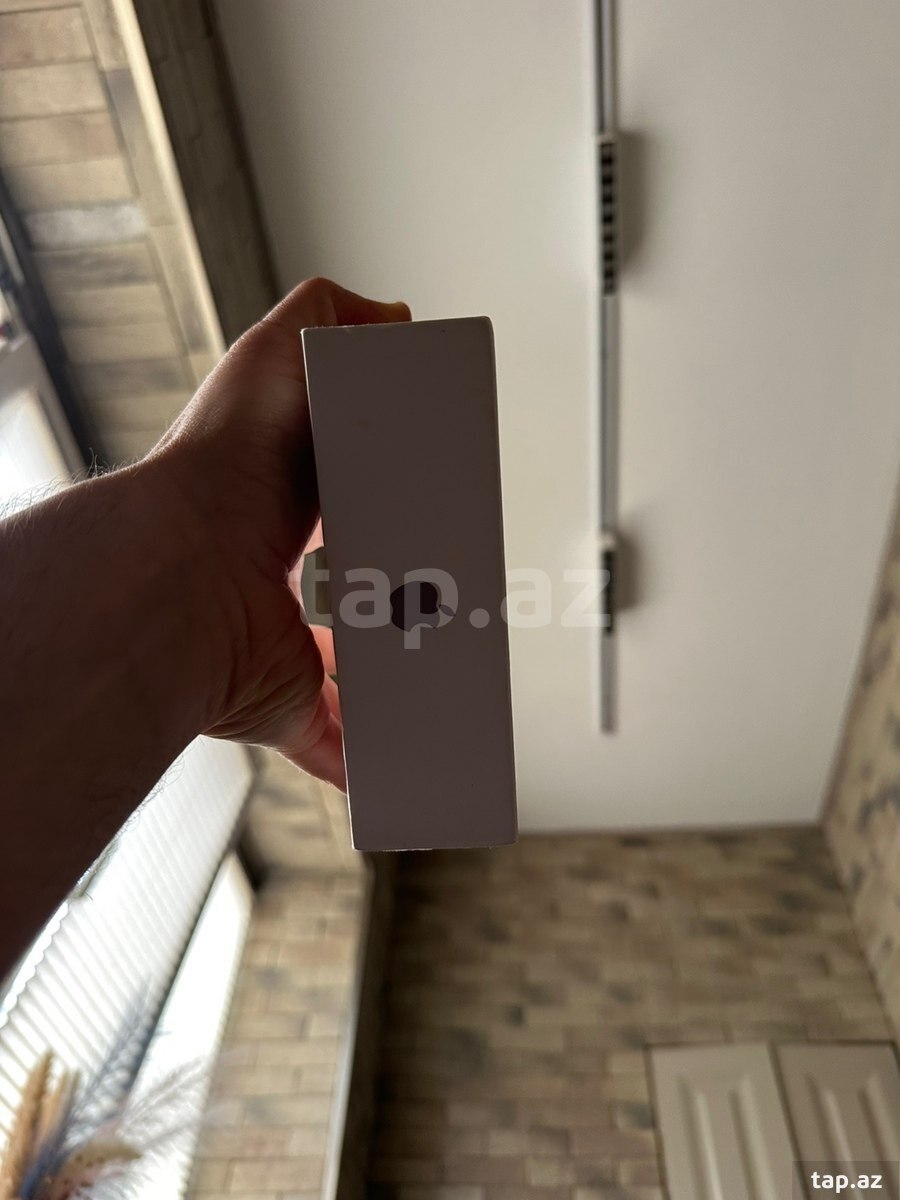 Apple iPad Mini qutusu 64GB wi-fi (2)