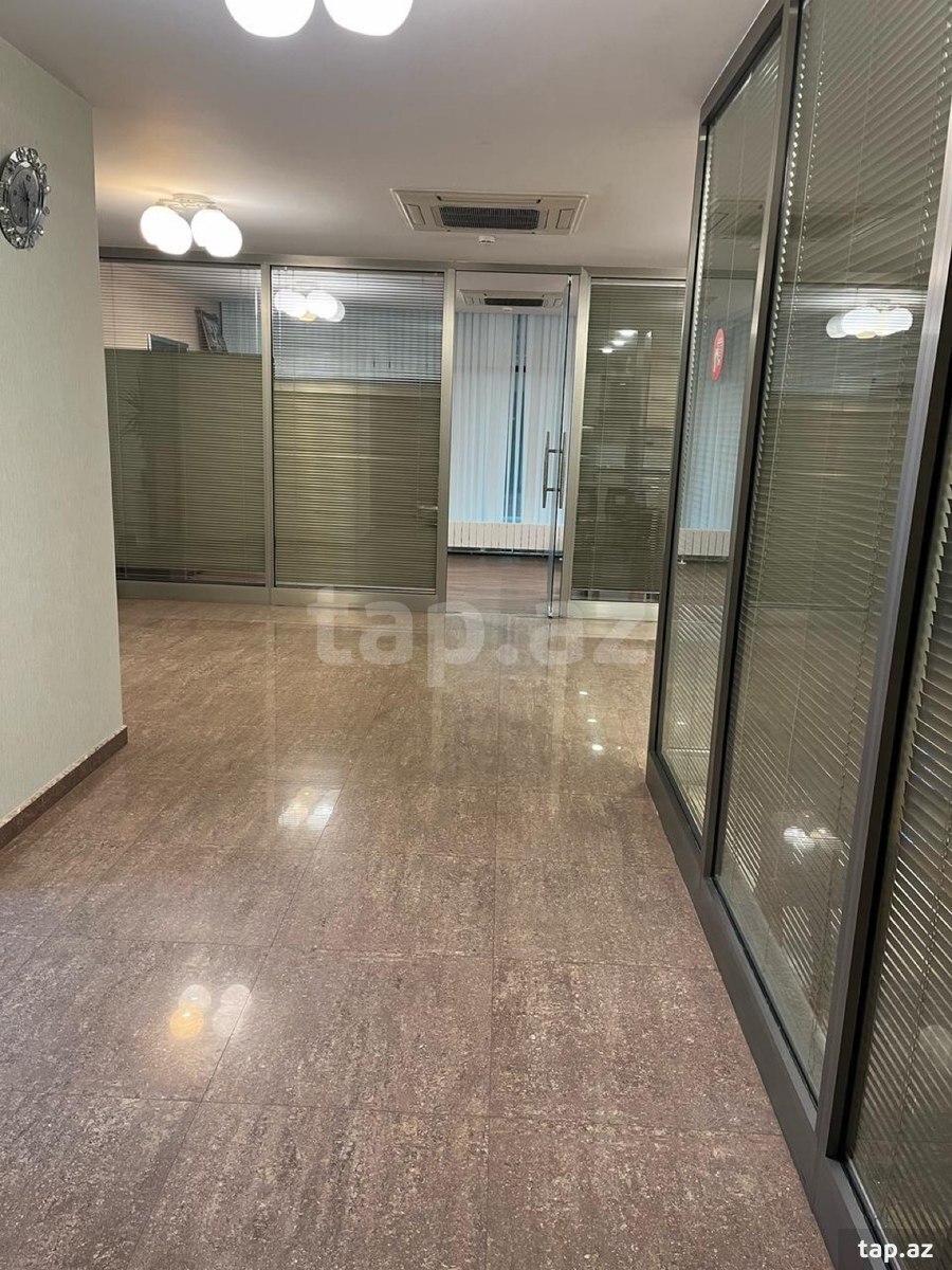 Ofis, Xətai m. (17)