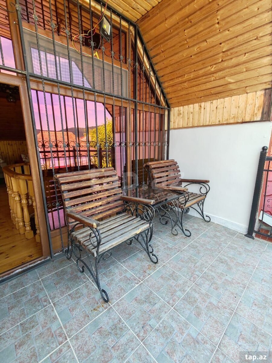 Villa, Qəbələ r. (5)