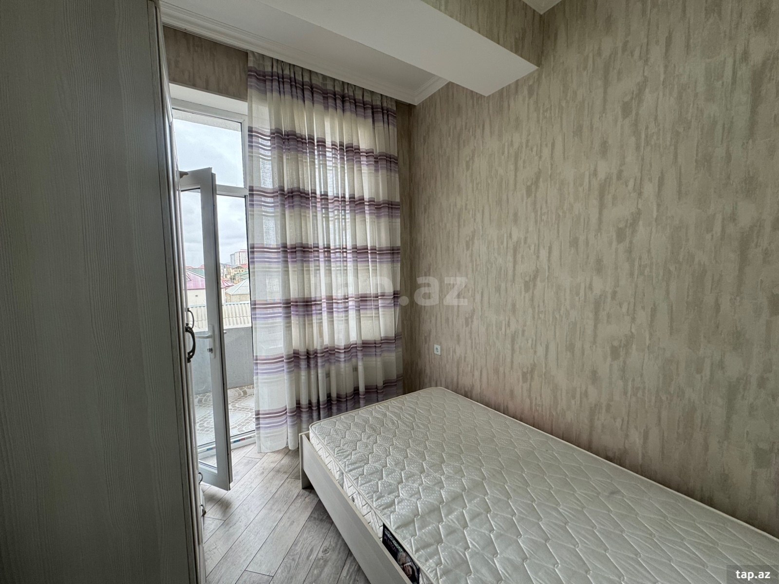 3-otaqlı yeni tikili, Ə. Vahid küç., 56 m²