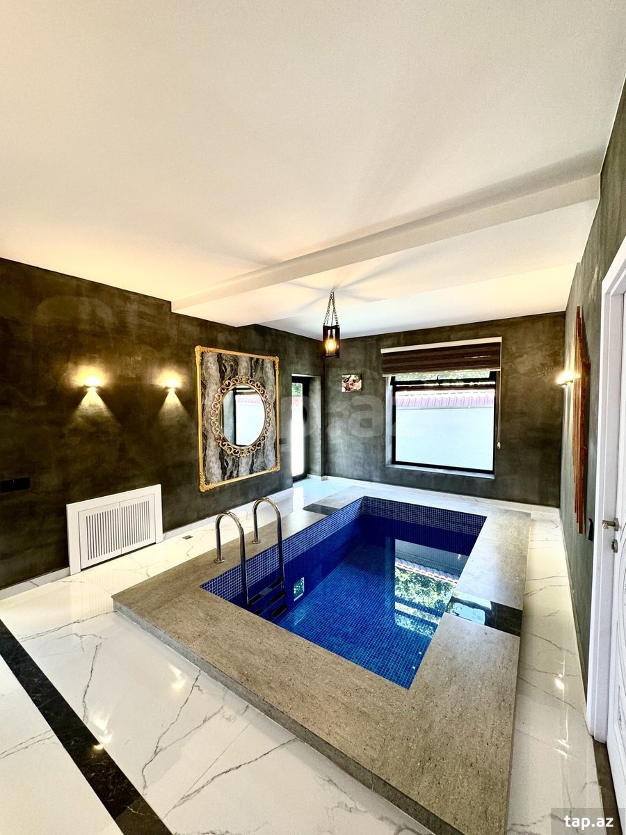 Villa, Qəbələ r.