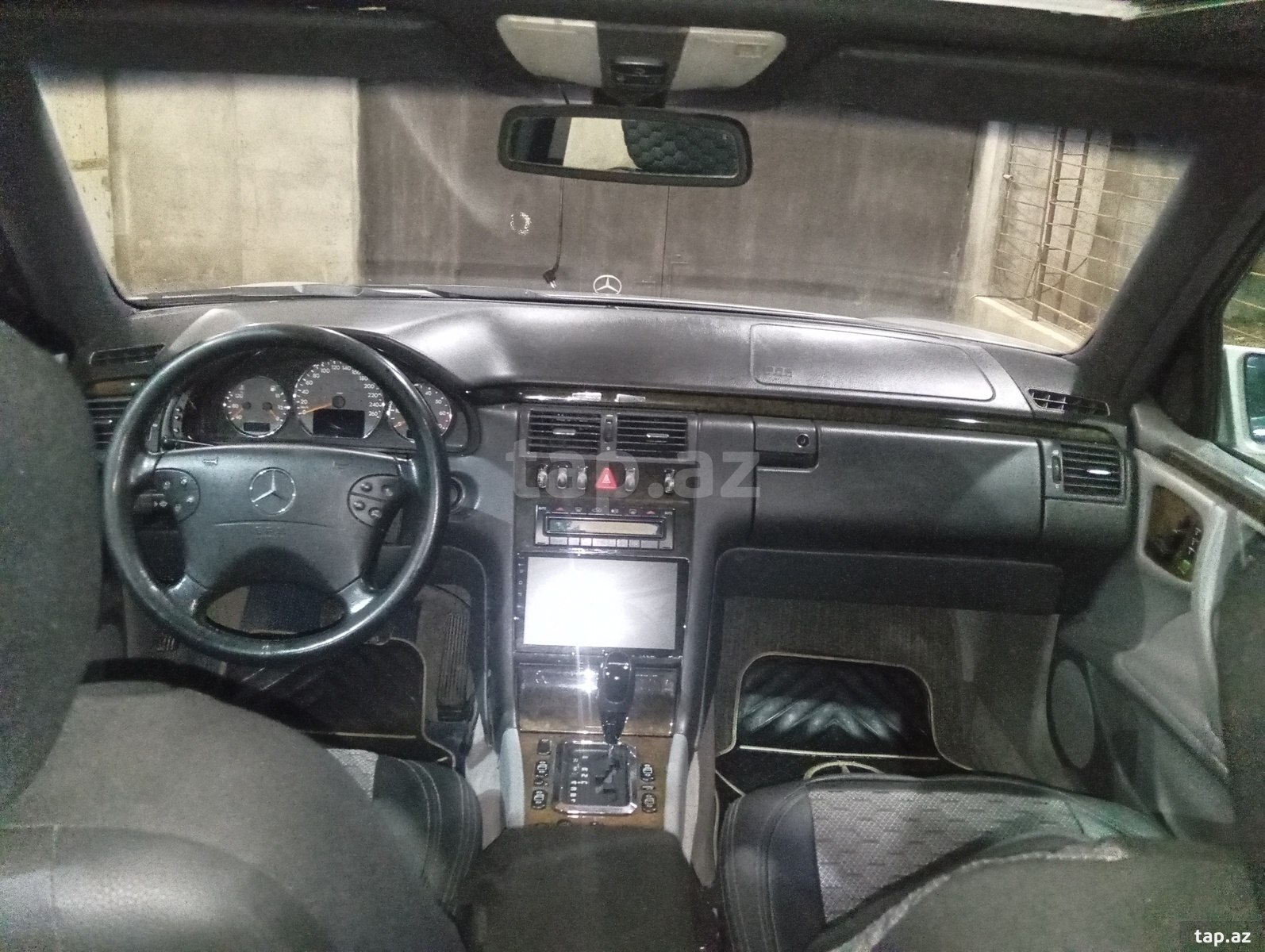 Mercedes E 280, 1998 il (13)
