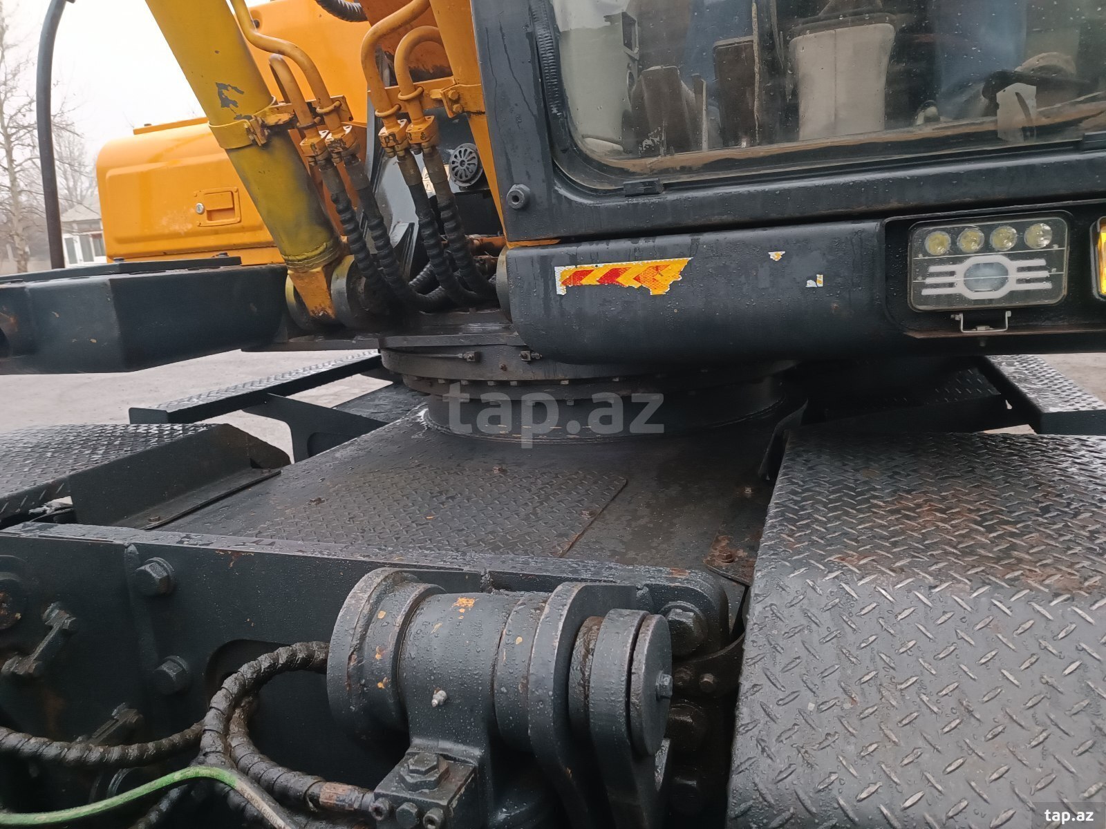 Ekskavator Hyundai, 2008 il (4)