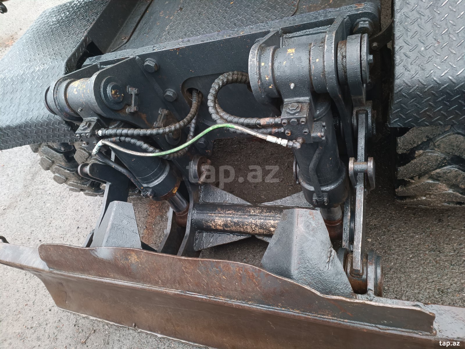 Ekskavator Hyundai, 2008 il (3)