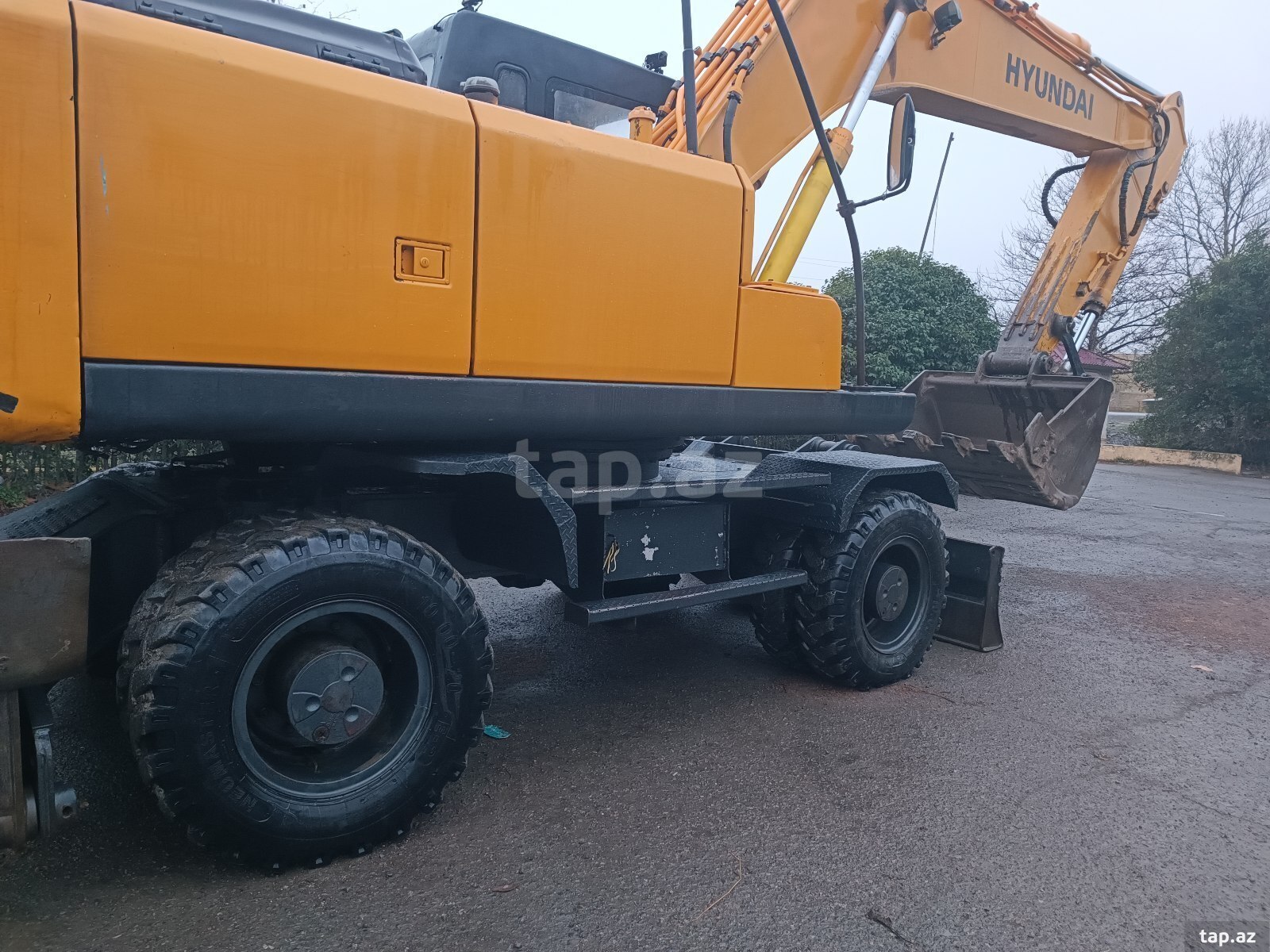 Ekskavator Hyundai, 2008 il (8)