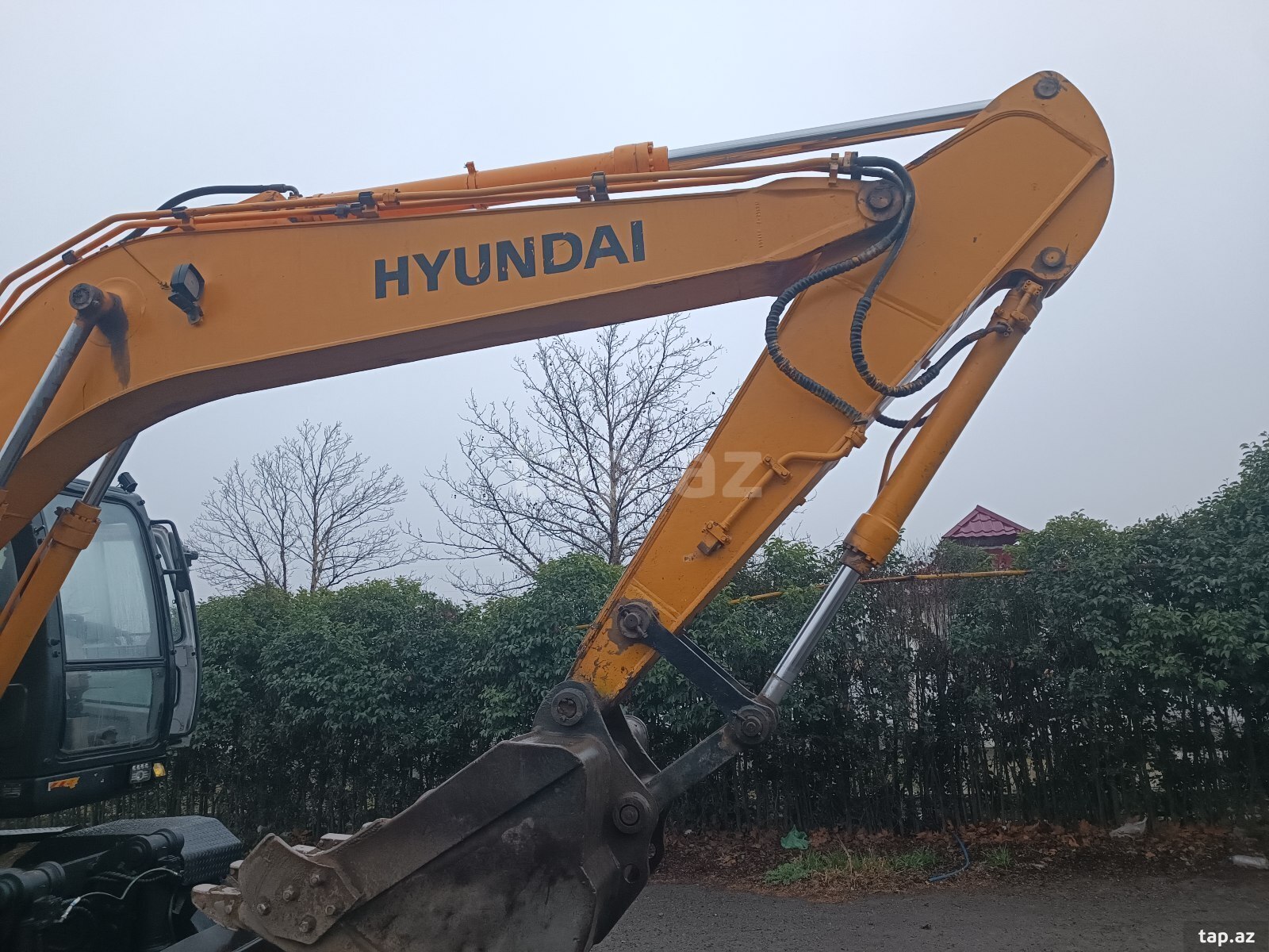 Ekskavator Hyundai, 2008 il (13)