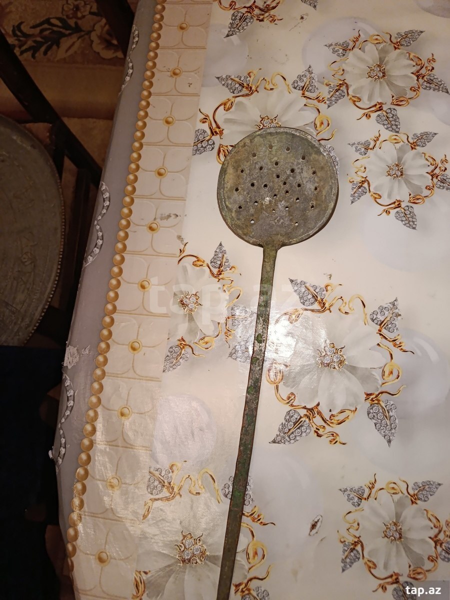 Mis məcməyi (2)
